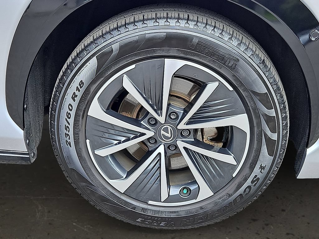 Certified 2024 Lexus RZ 450e Premium w/ Technology Package AWD/4WD image 9
