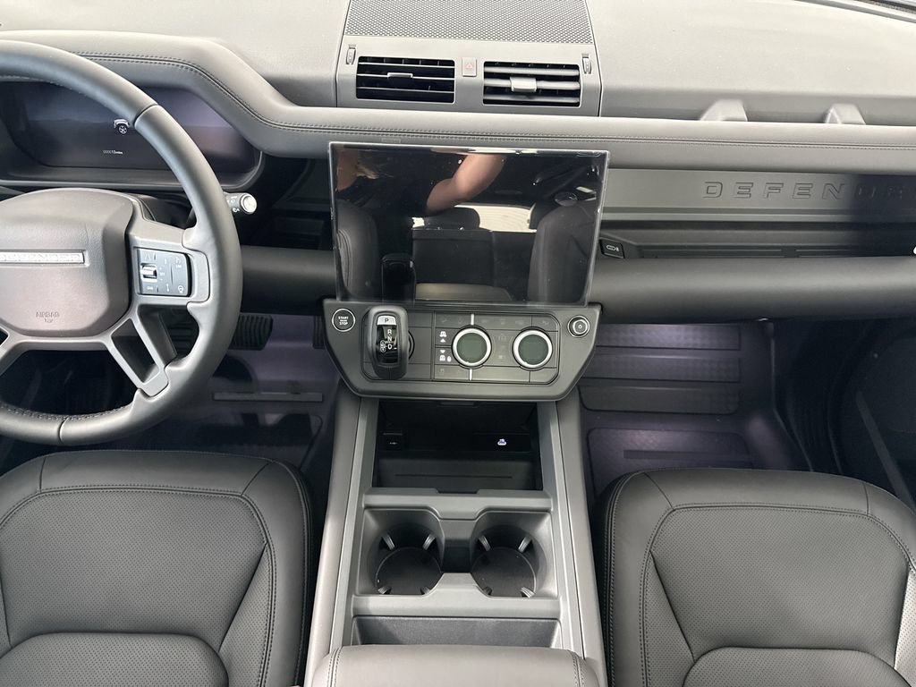 New 2026 Land Rover Defender 110 X-Dynamic SE AWD/4WD image 14