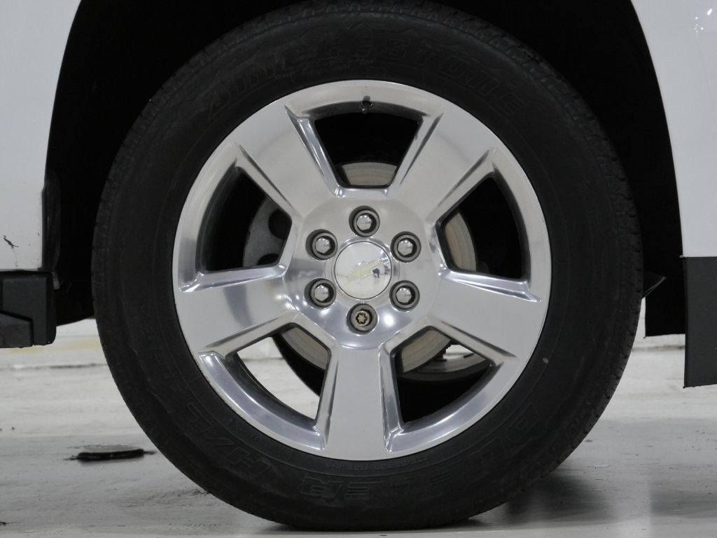 Used 2019 Chevrolet Tahoe LS w/ All-Season Package AWD/4WD image 8