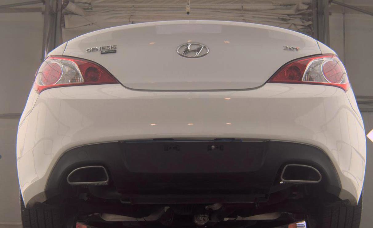 Used 2012 Hyundai Genesis 2.0T RWD image 6