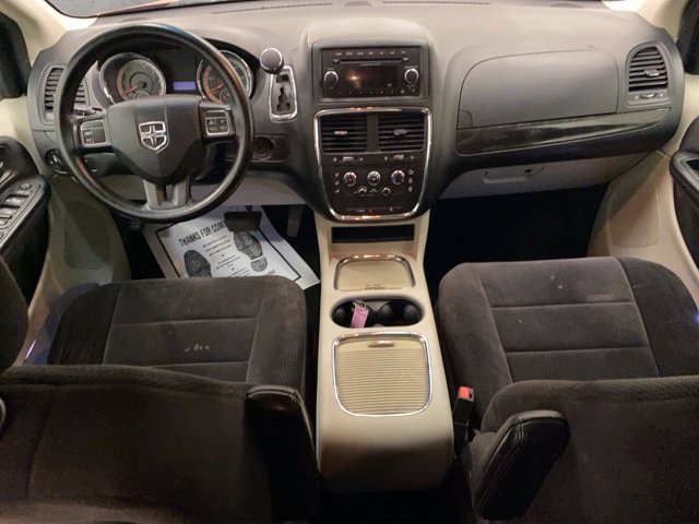 Used 2014 Dodge Grand Caravan SXT FWD image 34