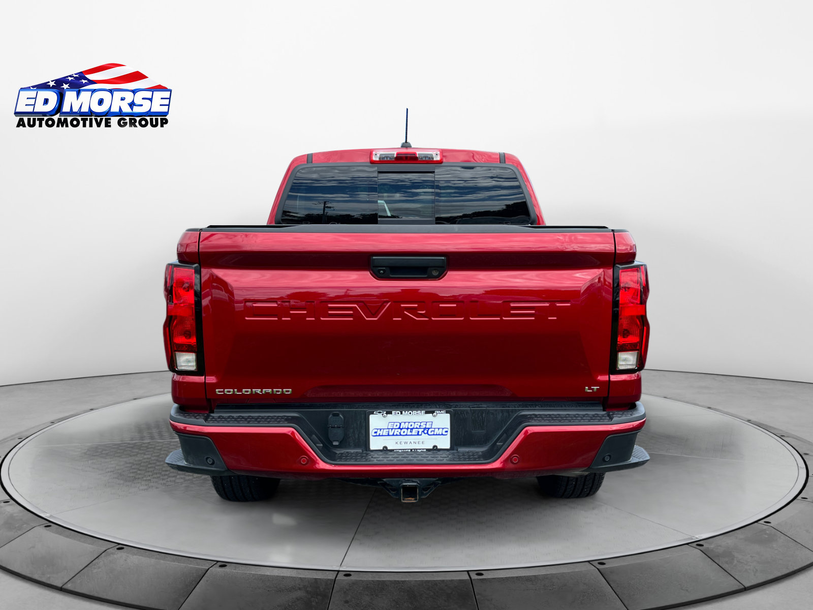 Certified 2023 Chevrolet Colorado LT w/ LT Convenience Package II AWD/4WD image 4