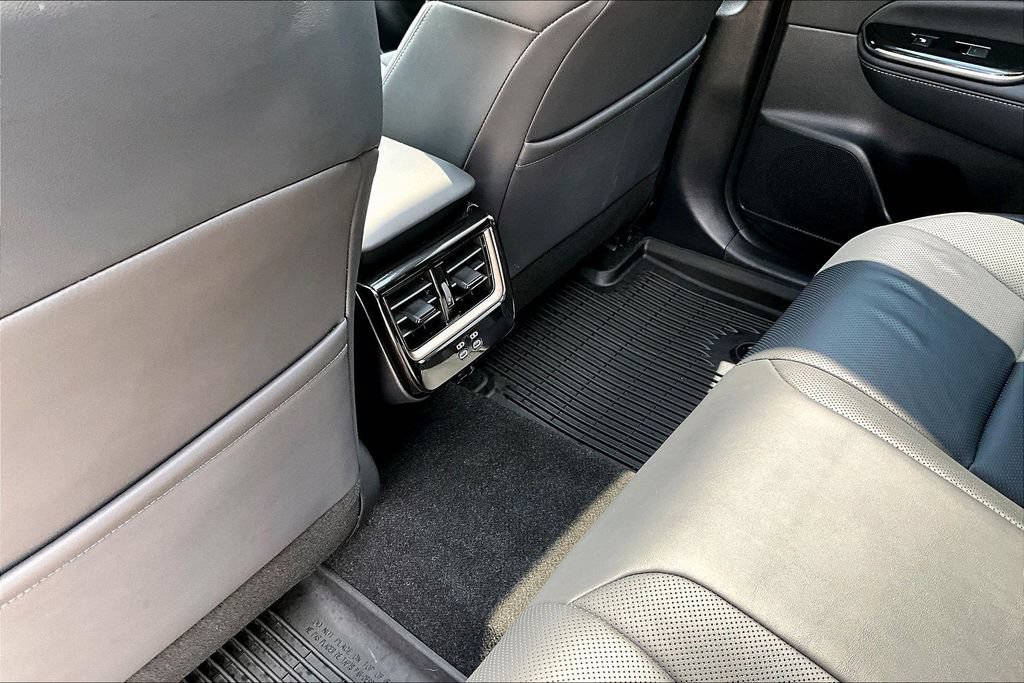 Certified 2025 Toyota Crown Platinum AWD/4WD image 13