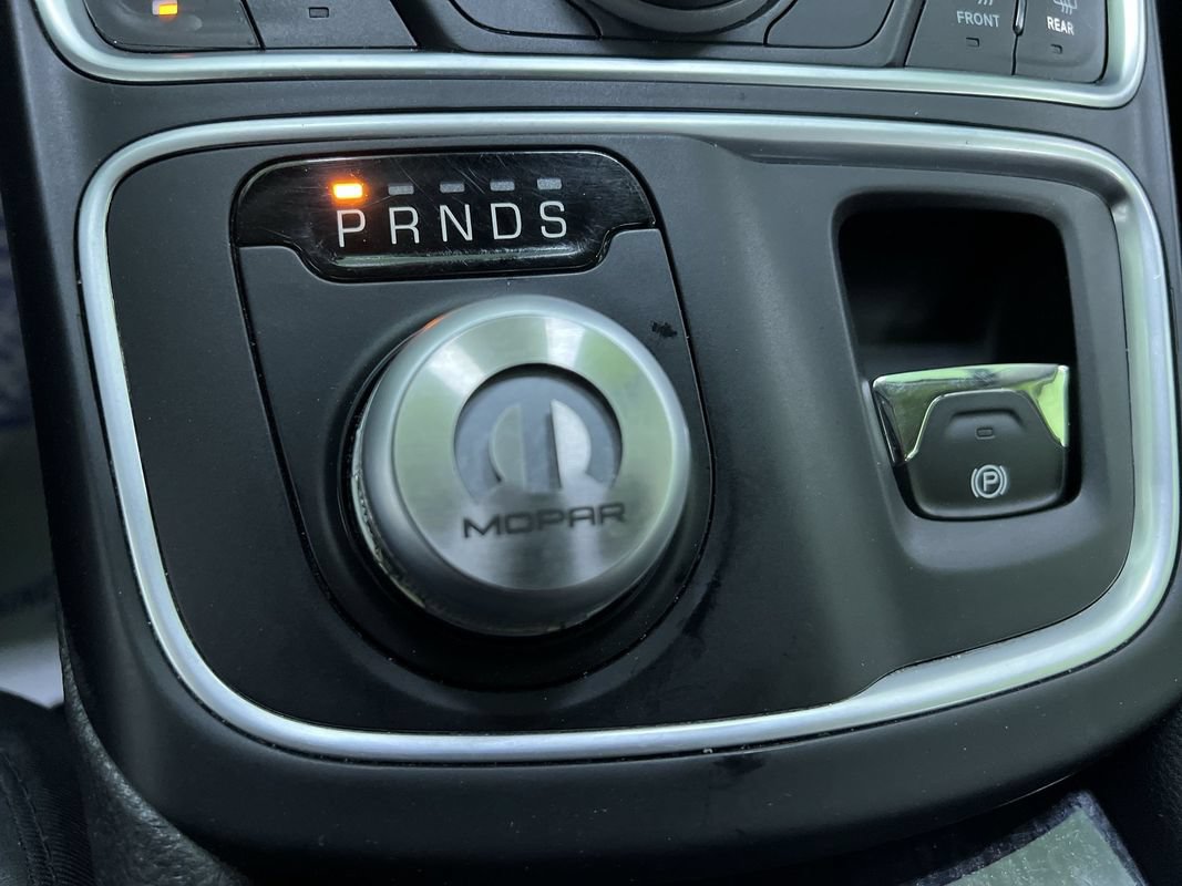 Used 2016 Chrysler 200 C AWD/4WD image 23