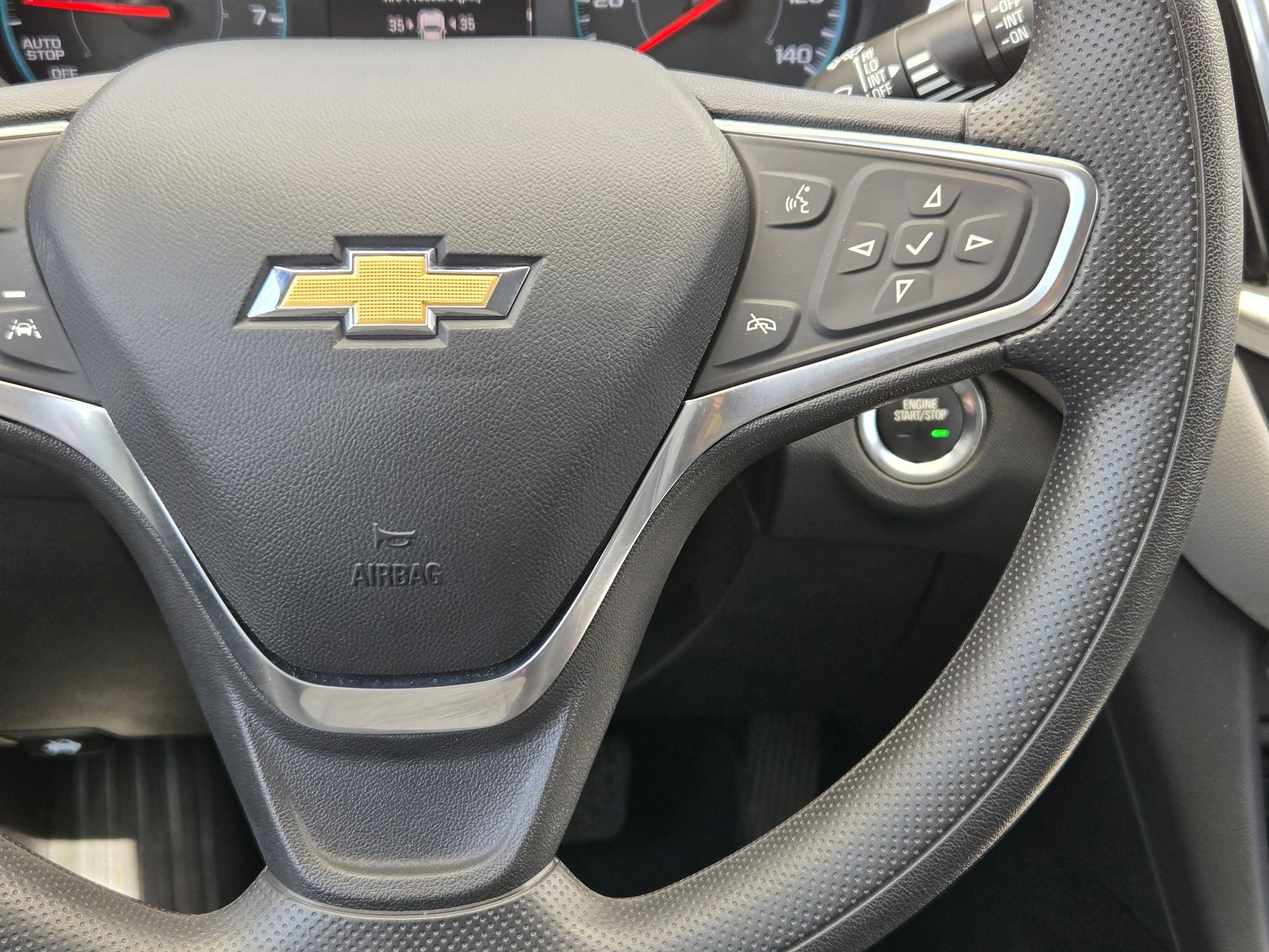 Used 2022 Chevrolet Equinox LS image 17