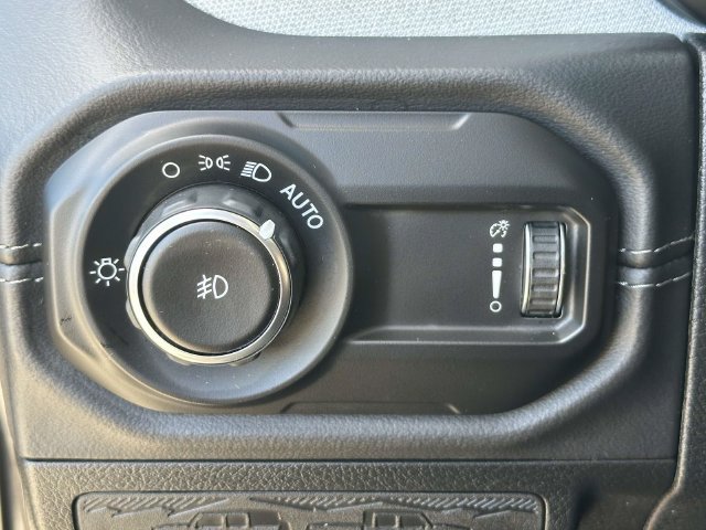 Certified 2025 Jeep Wrangler Unlimited Sahara AWD/4WD image 25