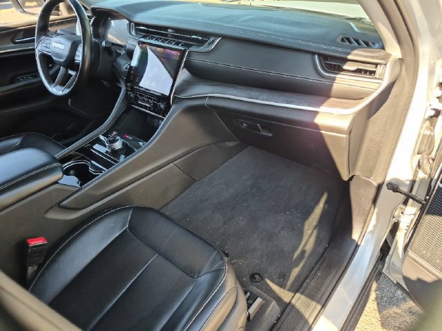 Certified 2021 Jeep Grand Cherokee L Limited AWD/4WD image 23
