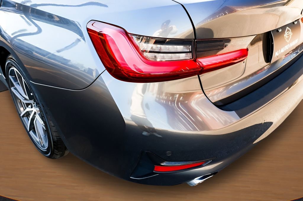 Used 2022 BMW 330i Sedan image 10