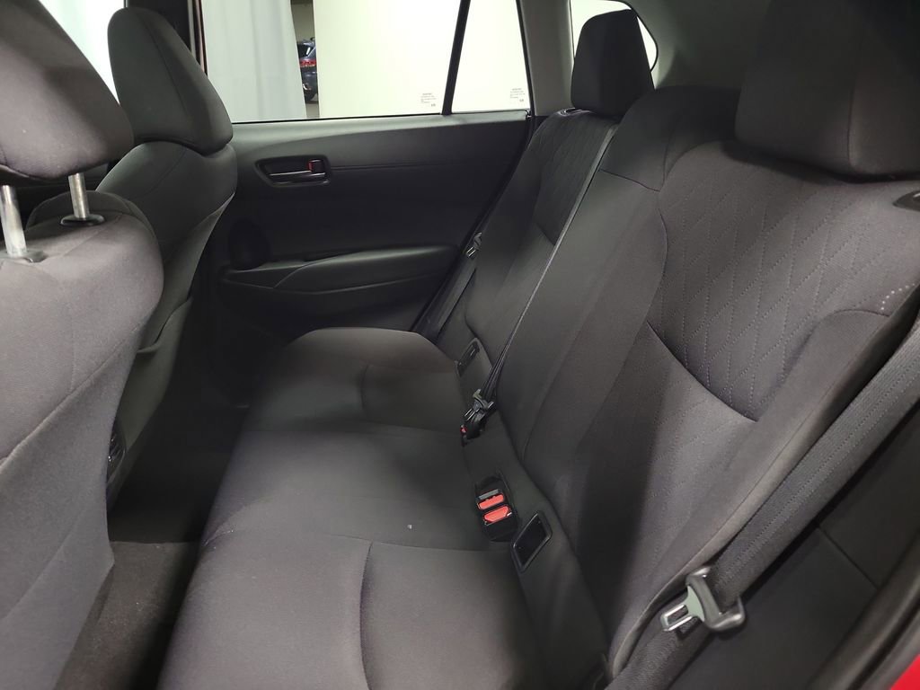 Used 2022 Toyota Corolla Cross LE image 19