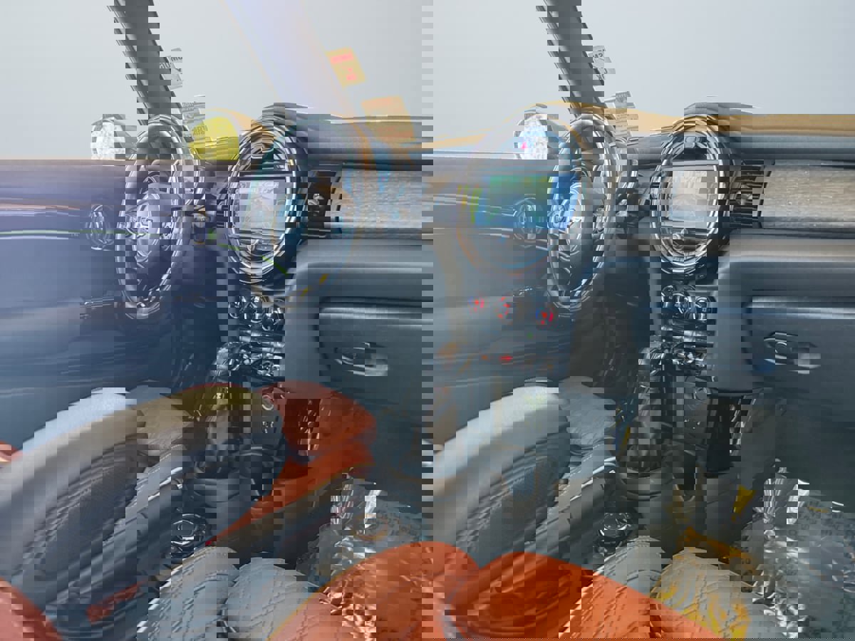 Used 2018 MINI Cooper S image 14