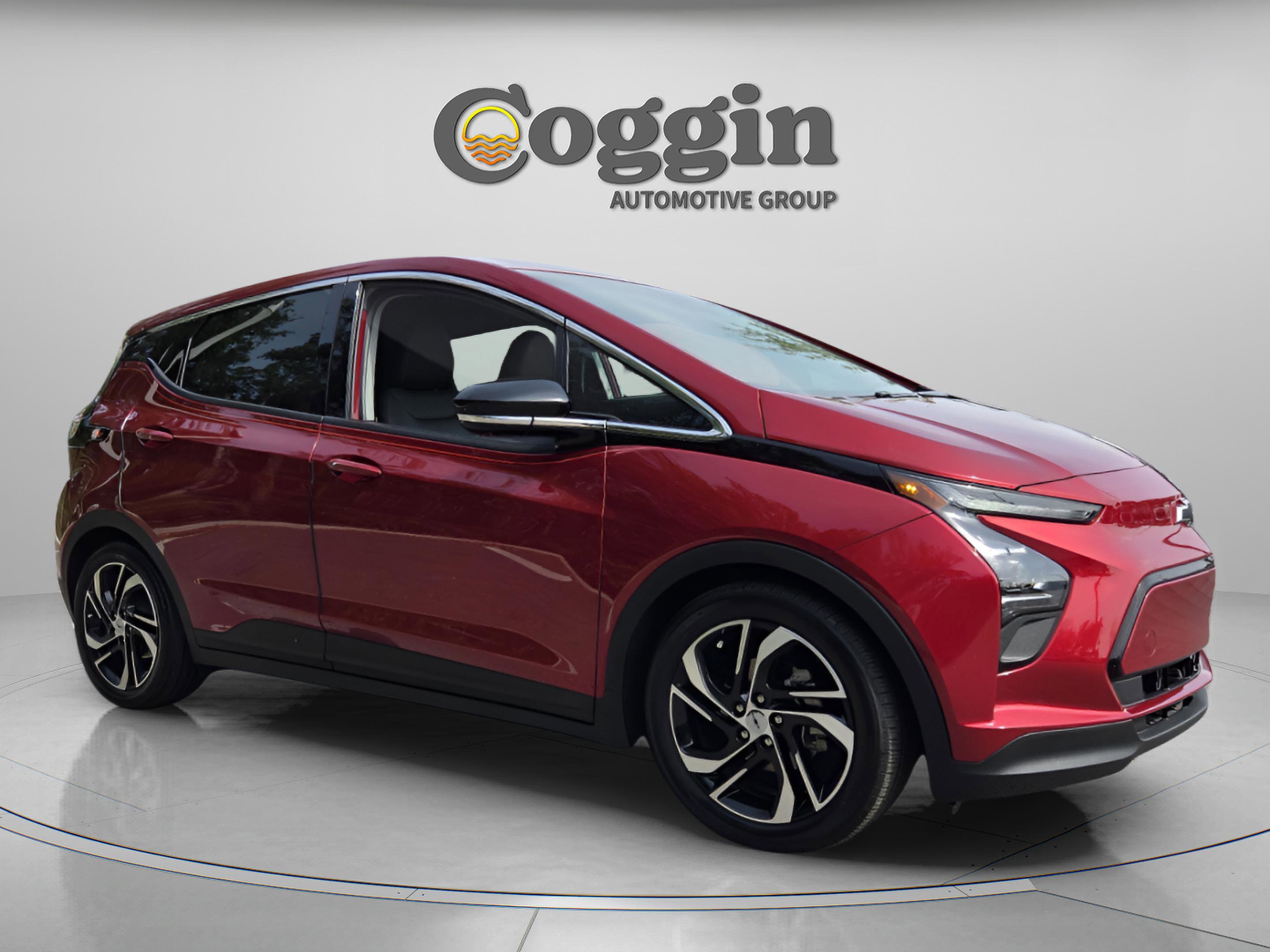 Certified 2023 Chevrolet Bolt LT w/ Infotainment Package FWD image 7