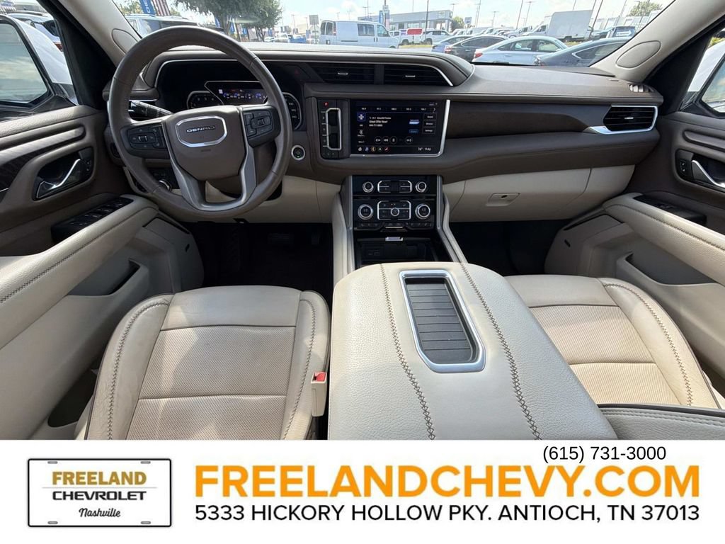 Used 2021 GMC Yukon XL Denali w/ Denali Ultimate Package RWD image 21
