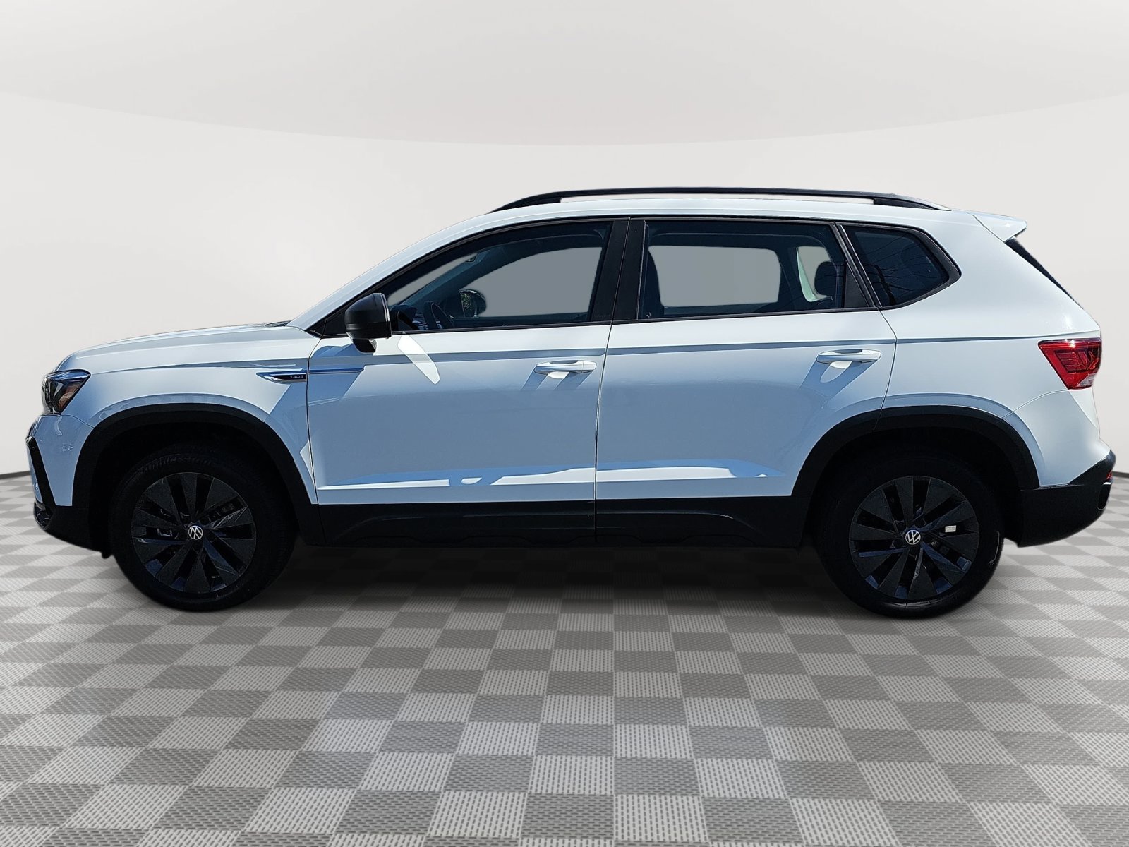 Used 2023 Volkswagen Taos S FWD image 8