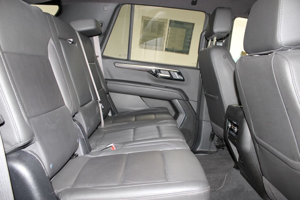 Used 2025 Chevrolet Tahoe LT AWD/4WD image 34