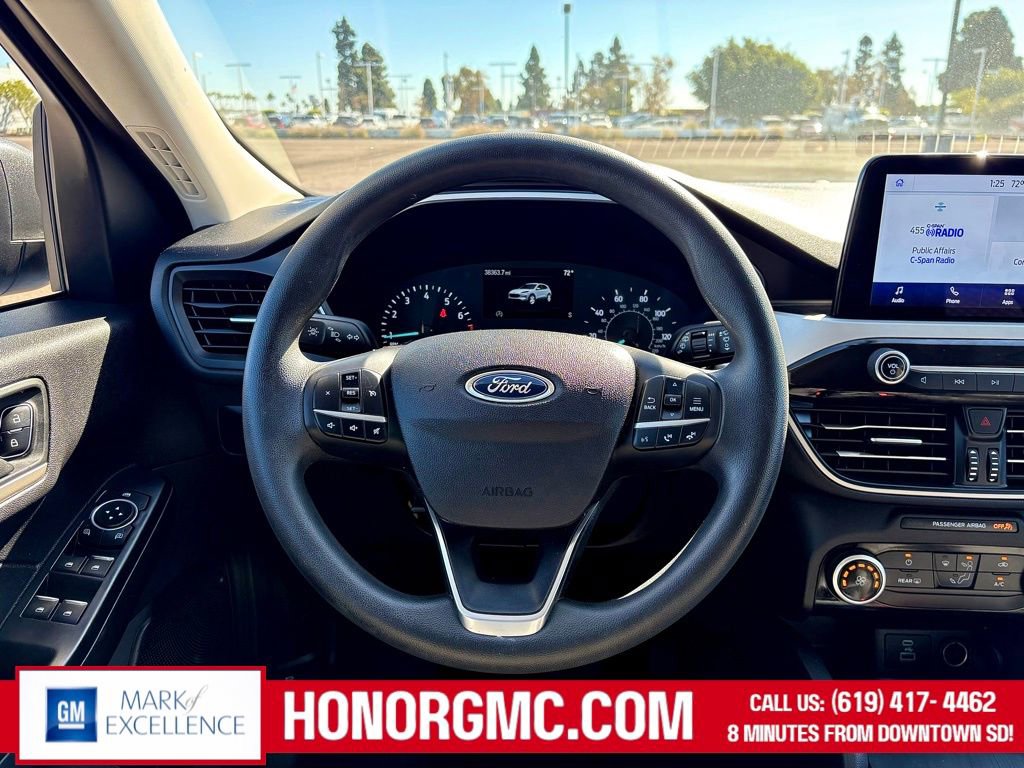 Used 2022 Ford Escape SE image 23