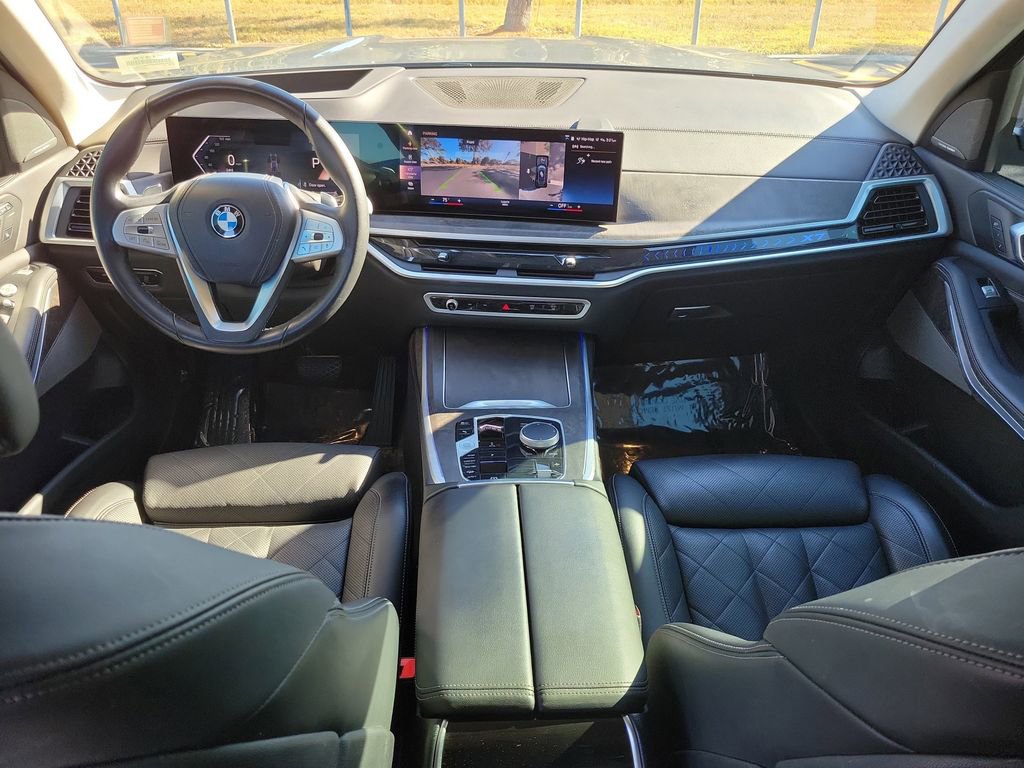 Used 2023 BMW X7 xDrive40i w/ Premium Package image 17