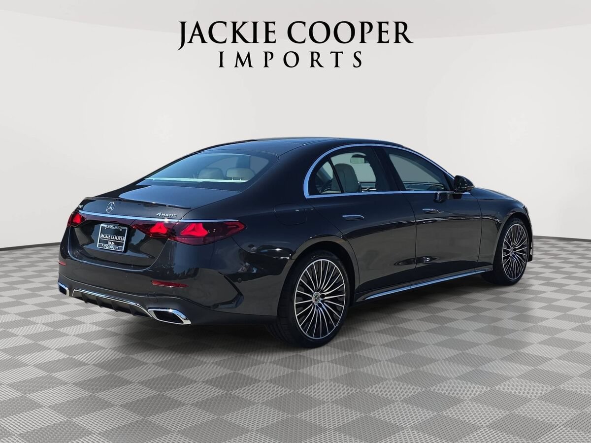 New 2026 Mercedes-Benz E 350 4MATIC Sedan image 5