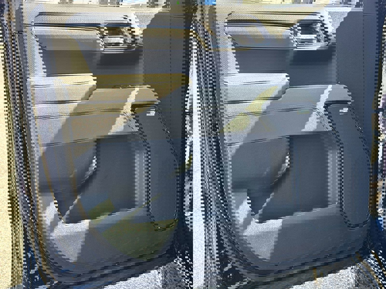 Certified 2026 Chevrolet Silverado 1500 ZR2 w/ Dark Appearance Package image 14