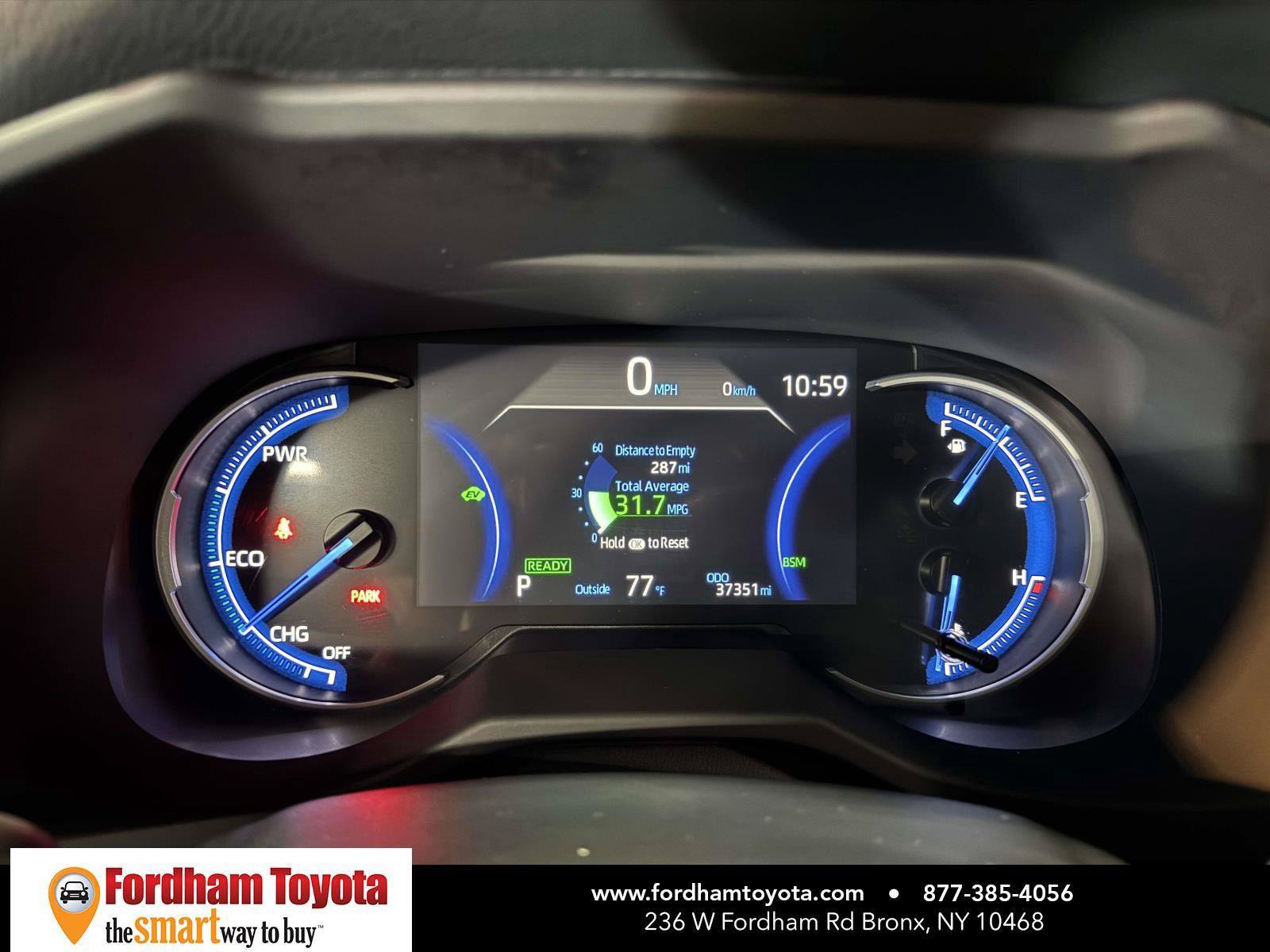 Used 2025 Toyota RAV4 XLE AWD/4WD image 25