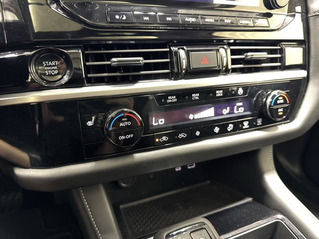 Used 2025 Nissan Pathfinder SL w/ SL Premium Package FWD image 22