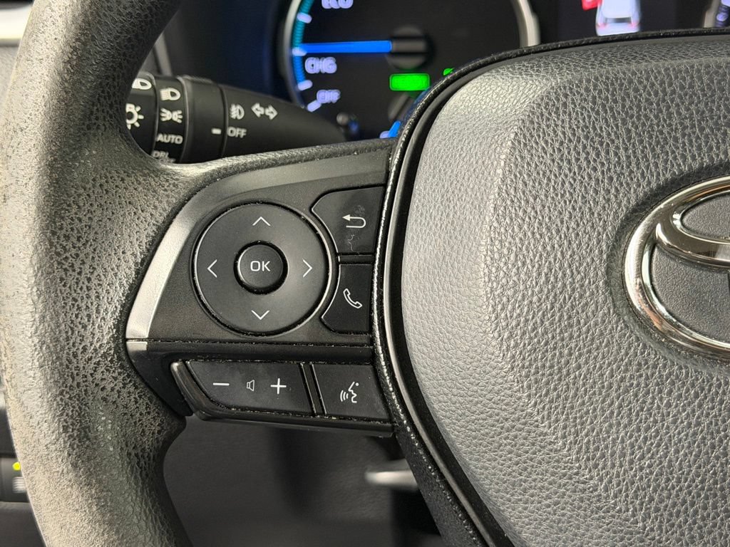 Used 2021 Toyota RAV4 XLE w/ Carpet Mat Package (TMS) AWD/4WD image 26