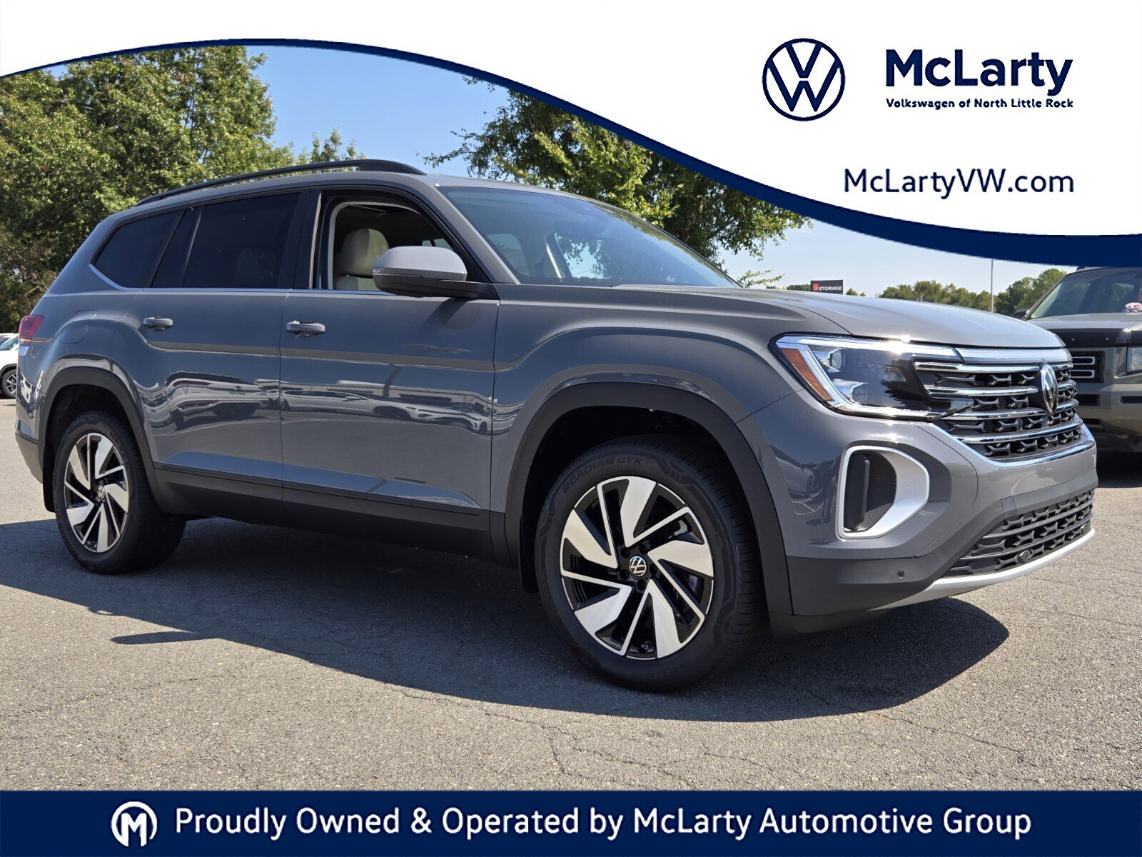 New 2026 Volkswagen Atlas SE image 1