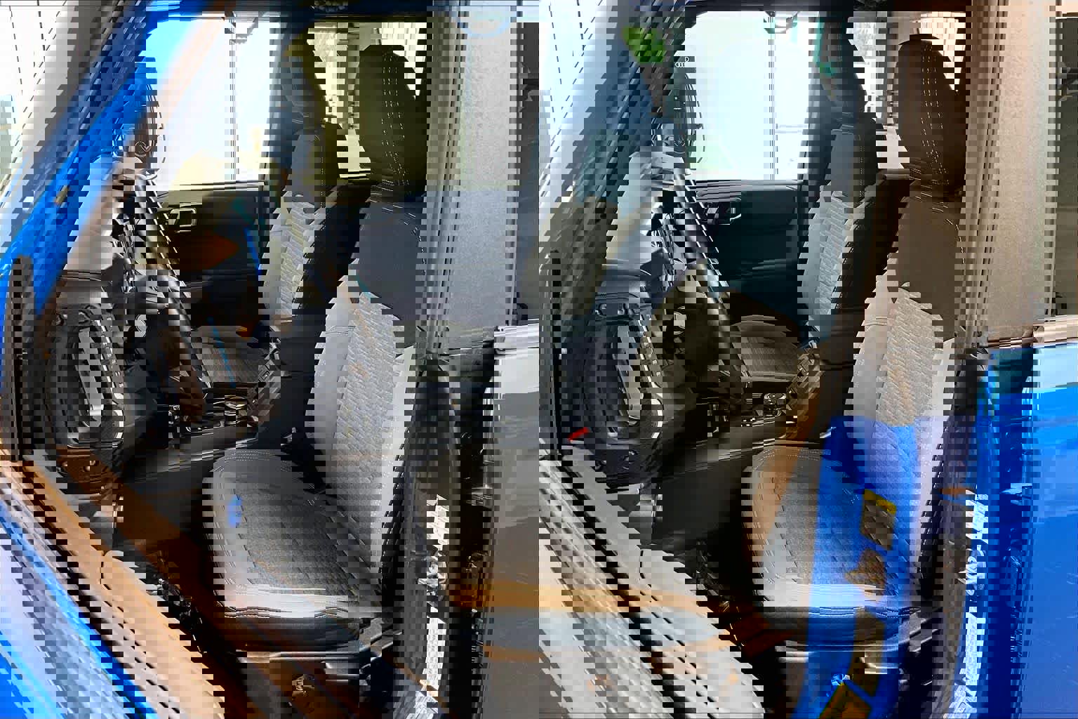 Used 2023 Ford Bronco Outer Banks image 8