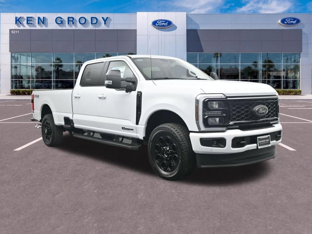 New 2026 Ford F250 Lariat w/ Black Appearance Package AWD/4WD 360° Tour