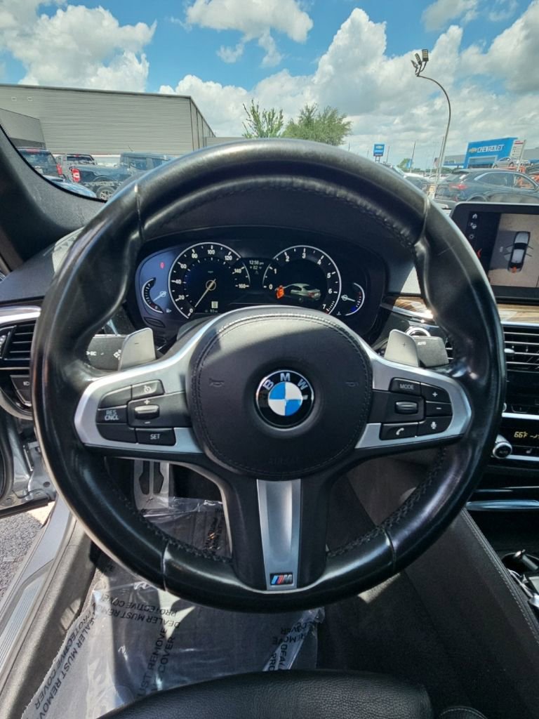 Used 2018 BMW 530i w/ M Sport Package RWD image 13