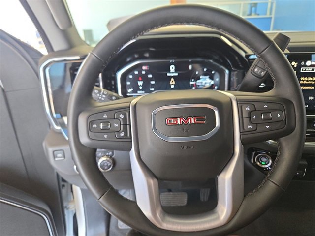 Used 2025 GMC Sierra 1500 Elevation image 14