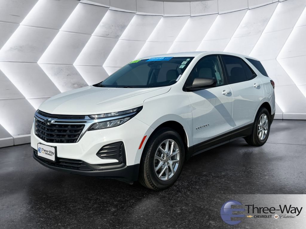 Certified 2022 Chevrolet Equinox LS w/ LS Convenience Package image 1