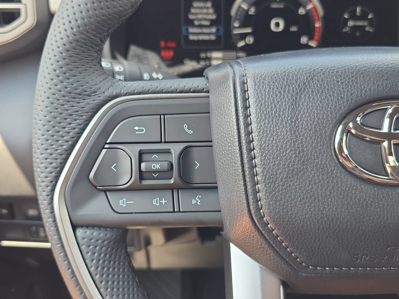 New 2026 Toyota Tundra Limited AWD/4WD image 13