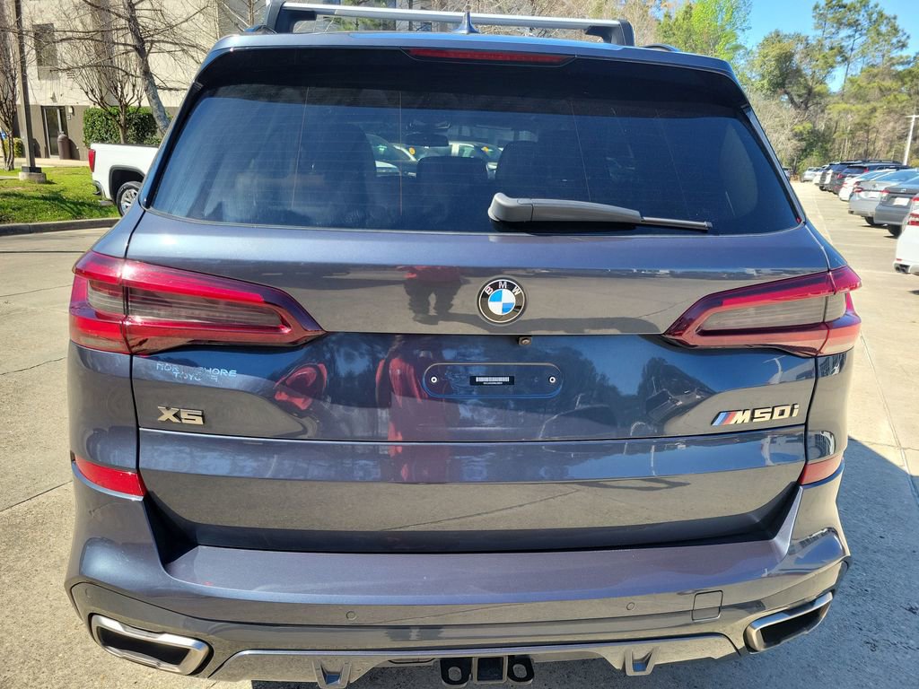 Used 2022 BMW X5 M50i w/ Executive Package image 4