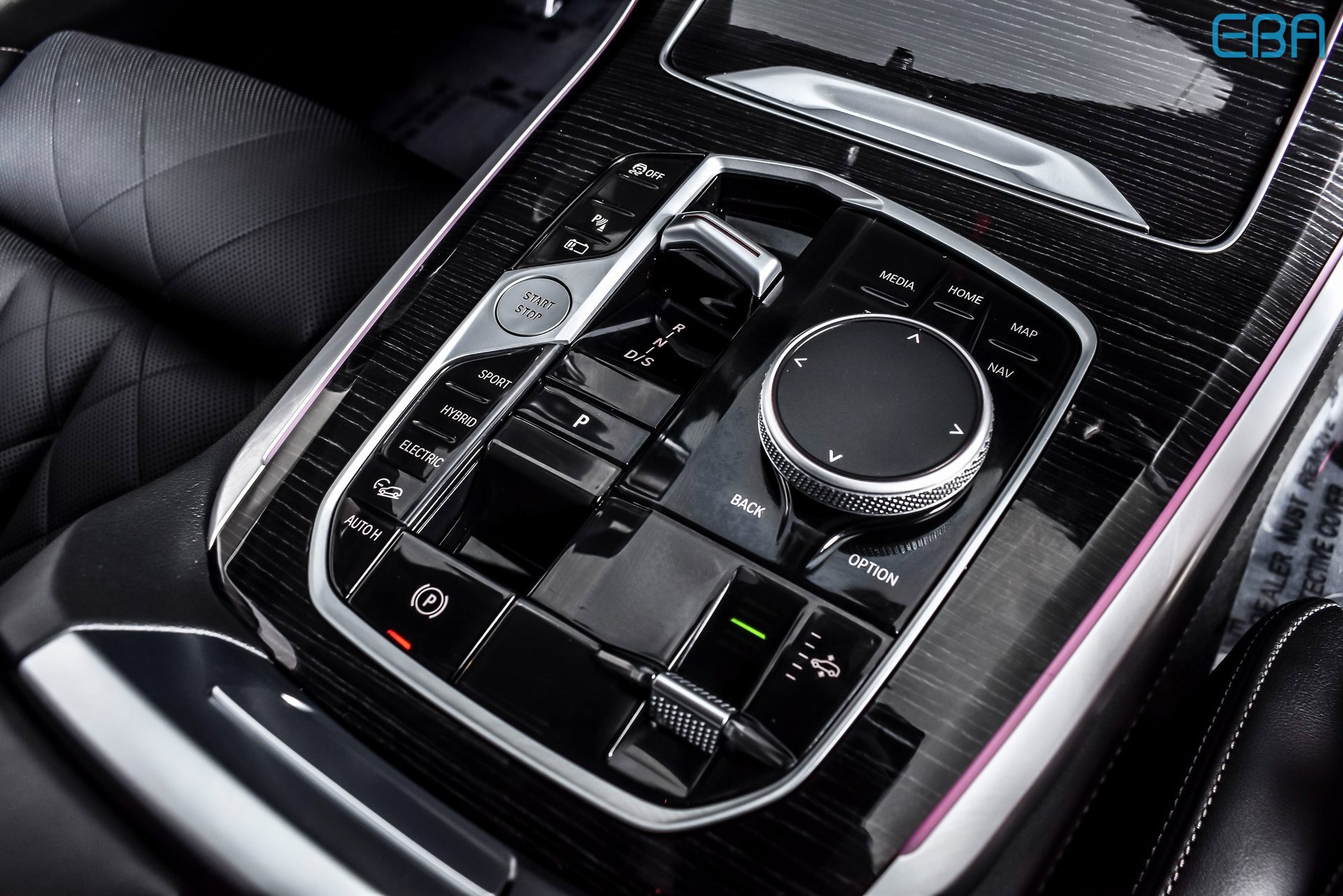 Used 2025 BMW X5 xDrive50e w/ M Sport Package image 28