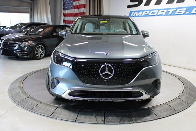 Used 2024 Mercedes-Benz EQE 350+ 4MATIC SUV image 3