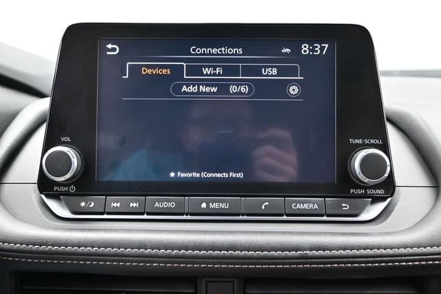 Used 2025 Nissan Rogue SV AWD/4WD image 38