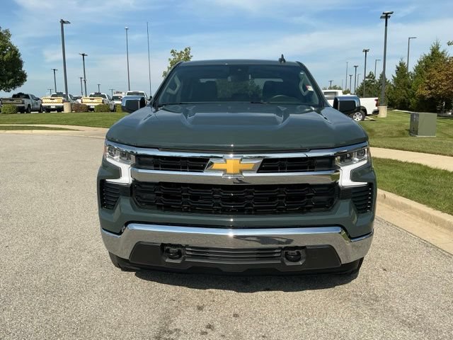Used 2026 Chevrolet Silverado 1500 LT AWD/4WD image 9
