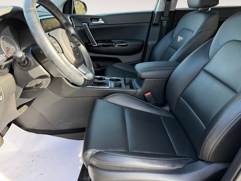 Used 2020 Kia Sportage EX image 13