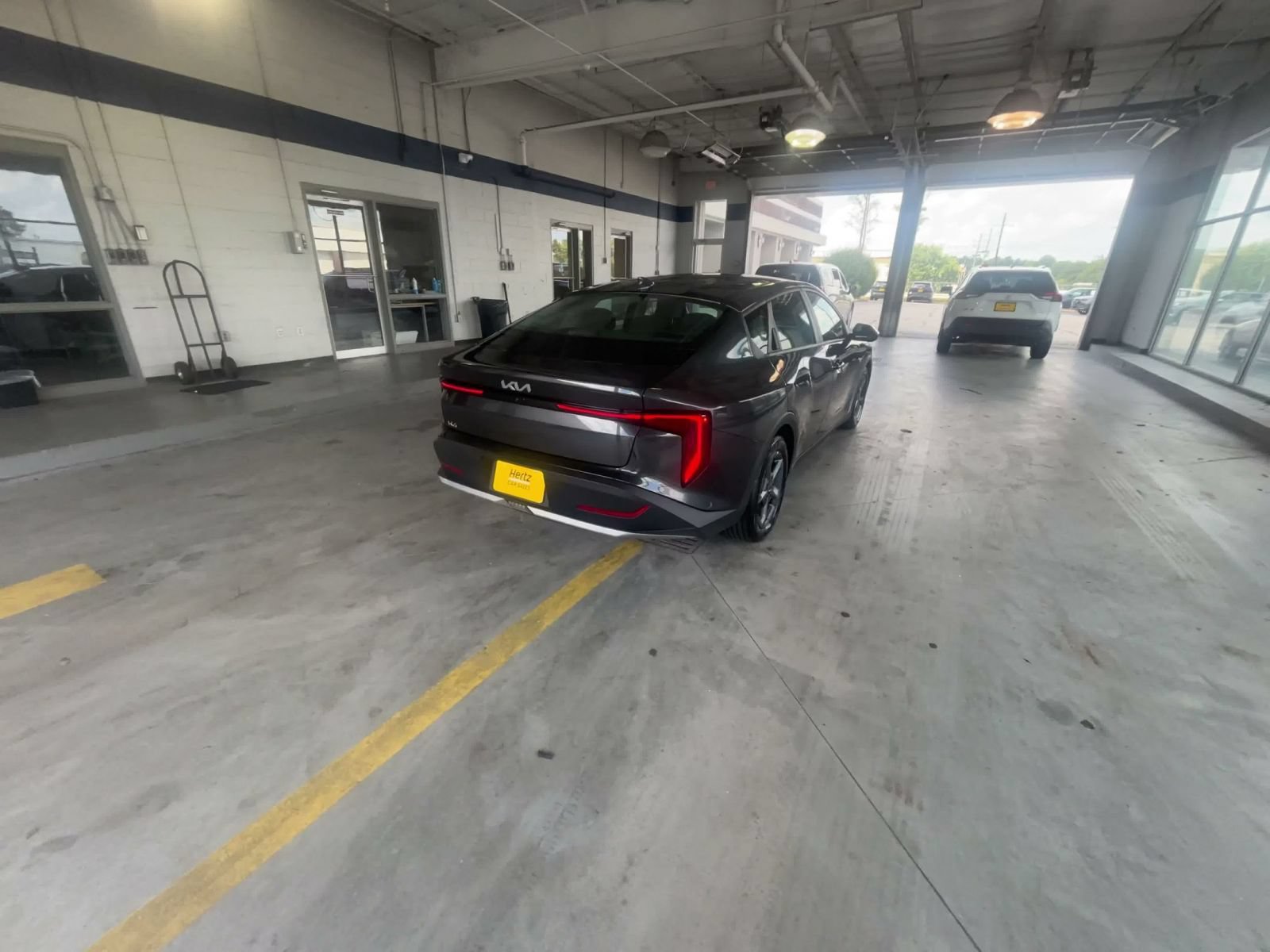 Used 2025 Kia K4 FWD image 14