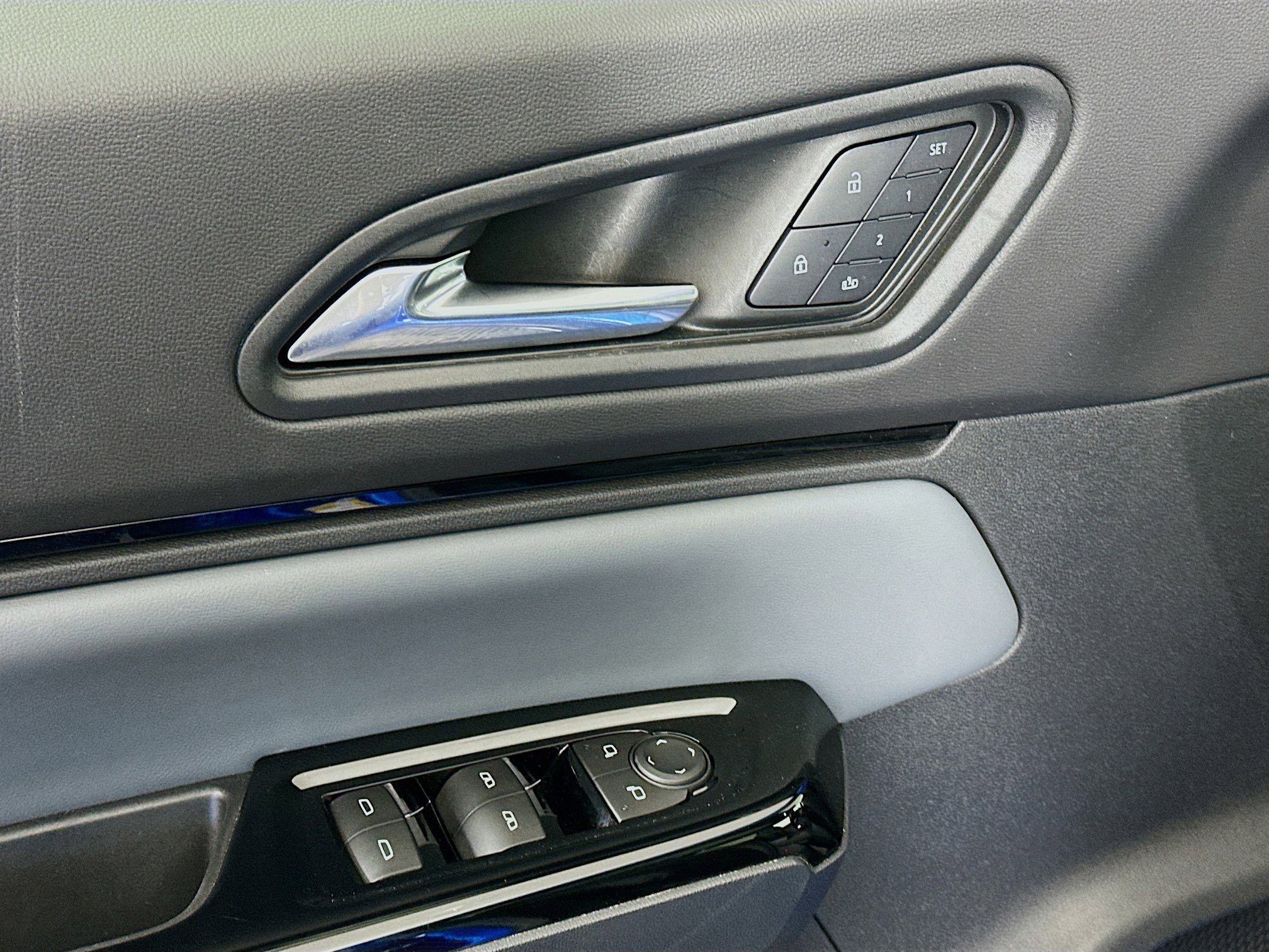 Used 2025 Honda Prologue Touring image 15