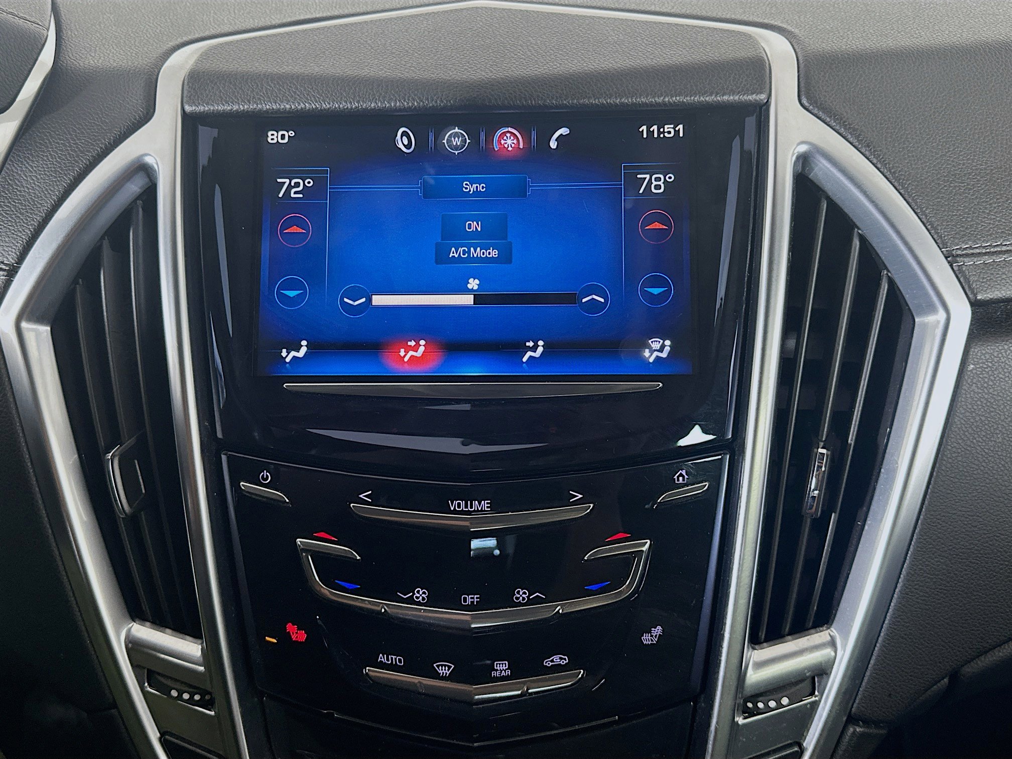 Used 2014 Cadillac SRX Luxury w/ Driver Awareness Package FWD image 23