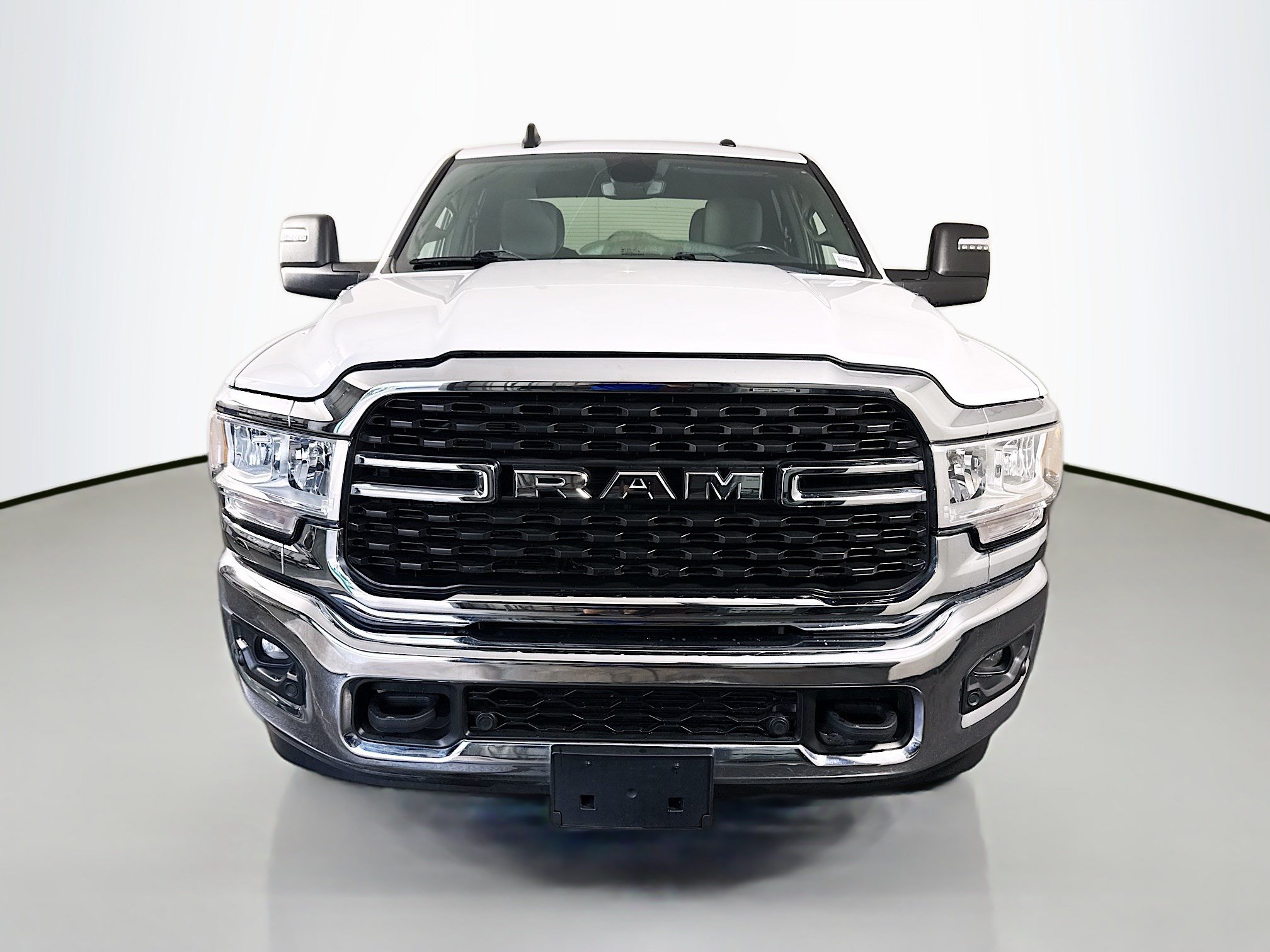 Used 2024 RAM 2500 Big Horn w/ Off Road Package AWD/4WD image 2