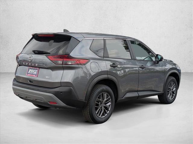 Used 2023 Nissan Rogue S image 5