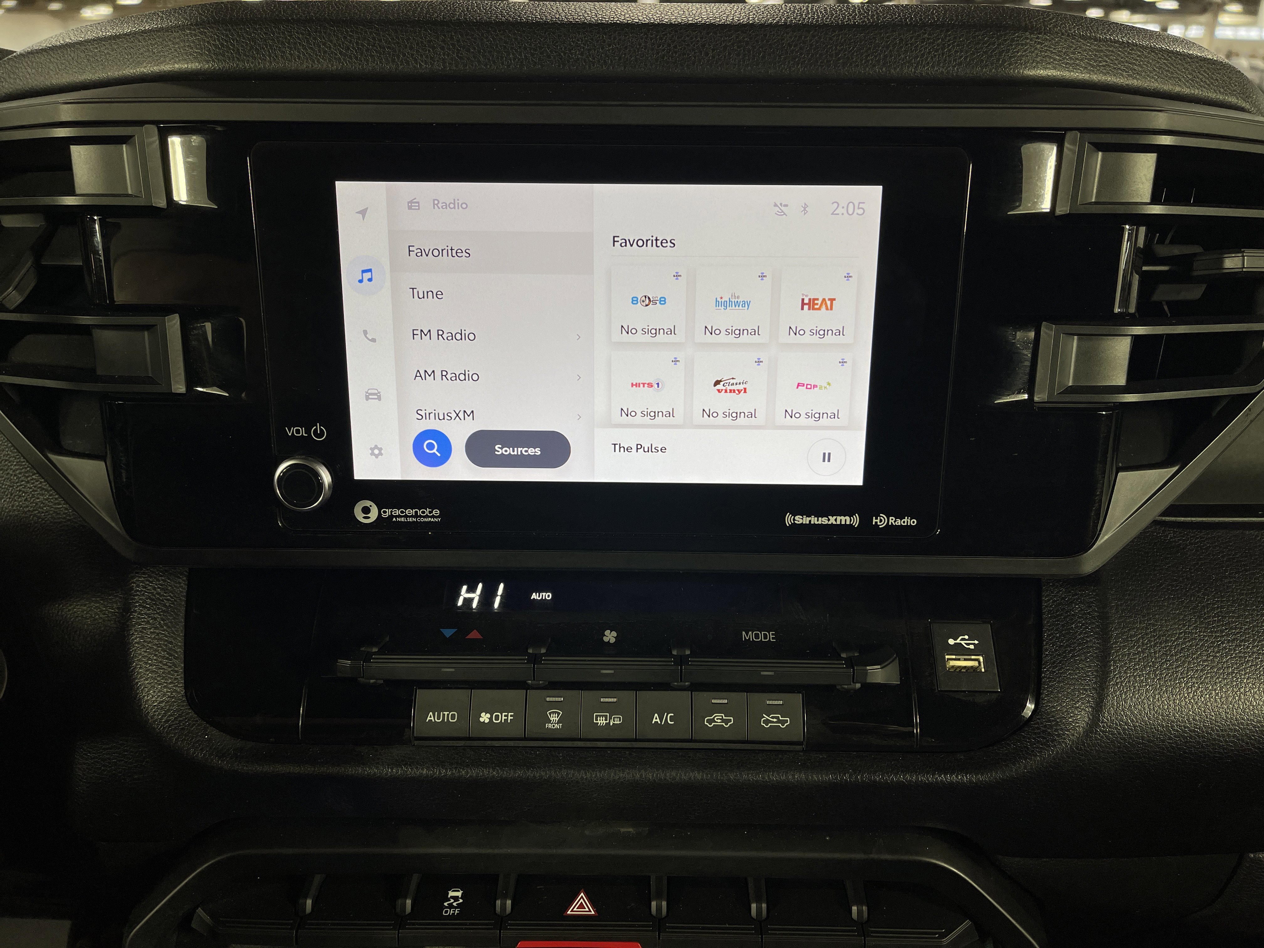 Used 2024 Toyota Tundra SR w/ SR Tow Package image 21