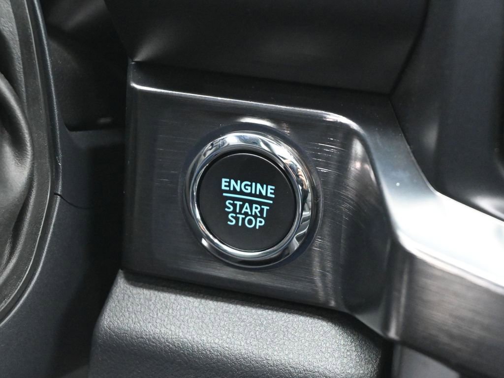 New 2026 Ford F250 Lariat w/ Black Appearance Package image 14