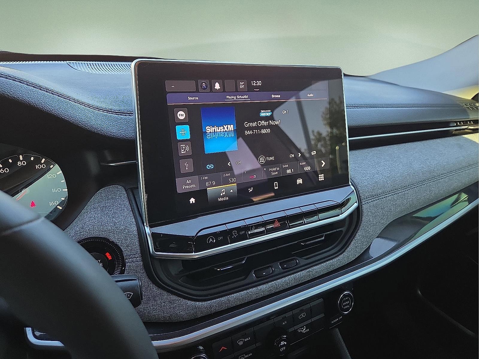 Used 2022 Jeep Compass Latitude image 16