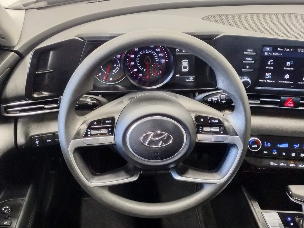 Certified 2023 Hyundai Elantra SEL w/ Preferred Accessory Package FWD image 30