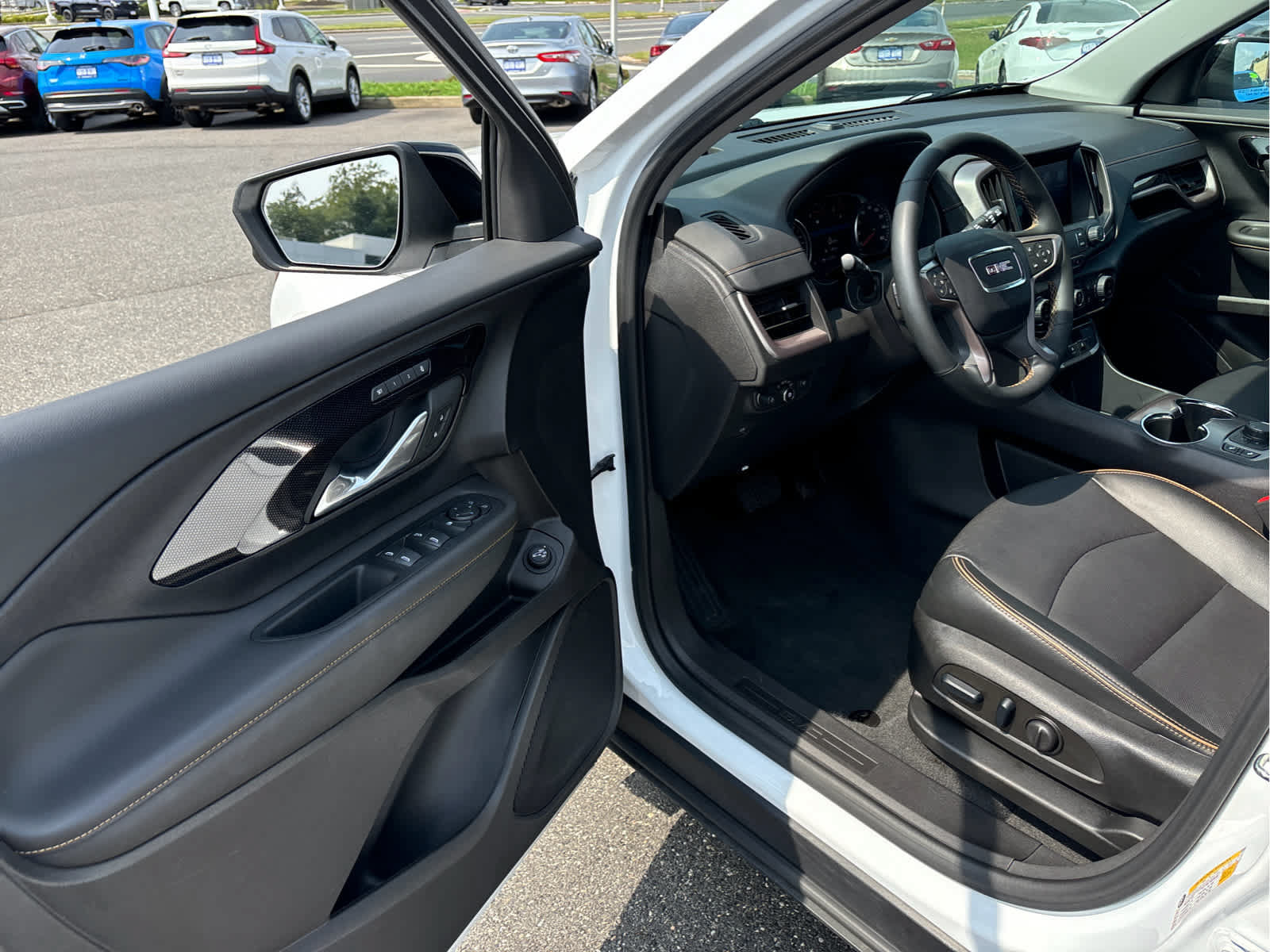 Certified 2024 GMC Terrain AT4 AWD/4WD image 6