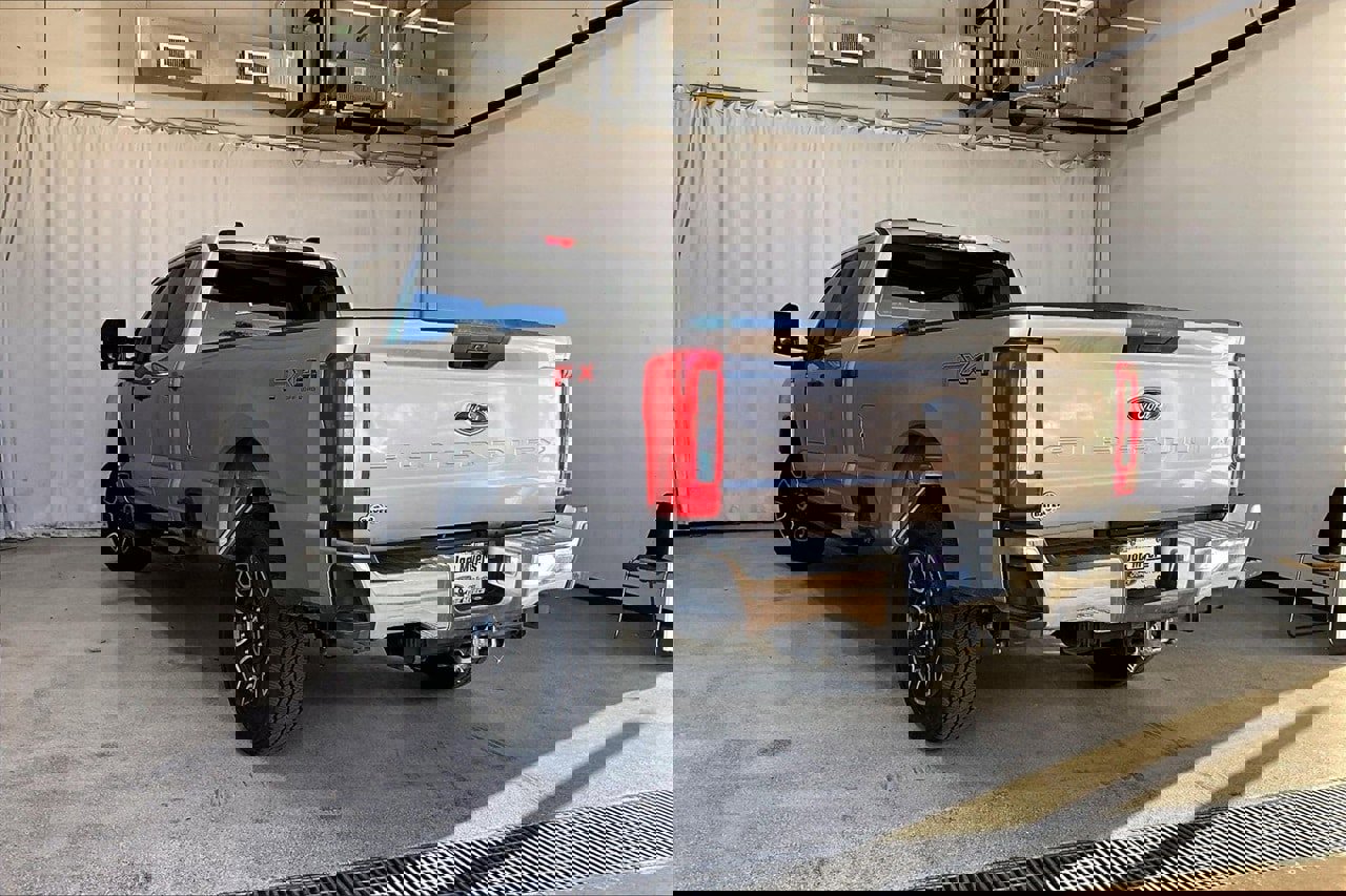Used 2024 Ford F250 XL w/ FX4 Off-Road Package image 5