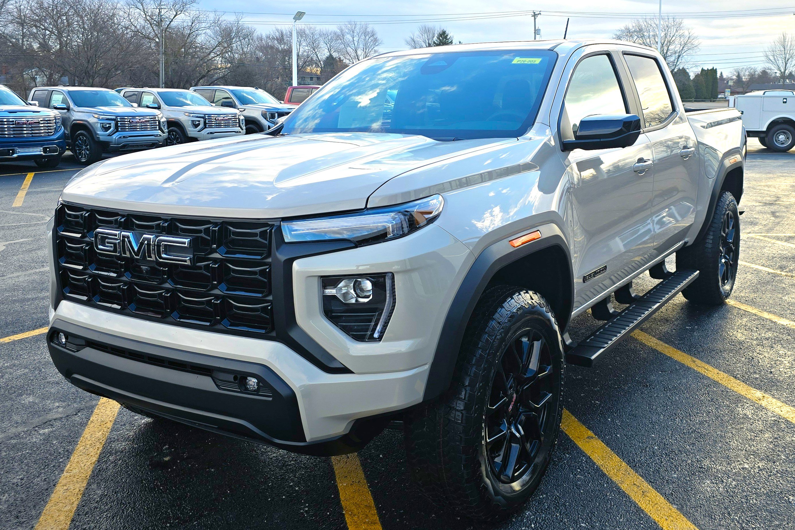 New 2026 GMC Canyon Elevation w/ Convenience Package image 4